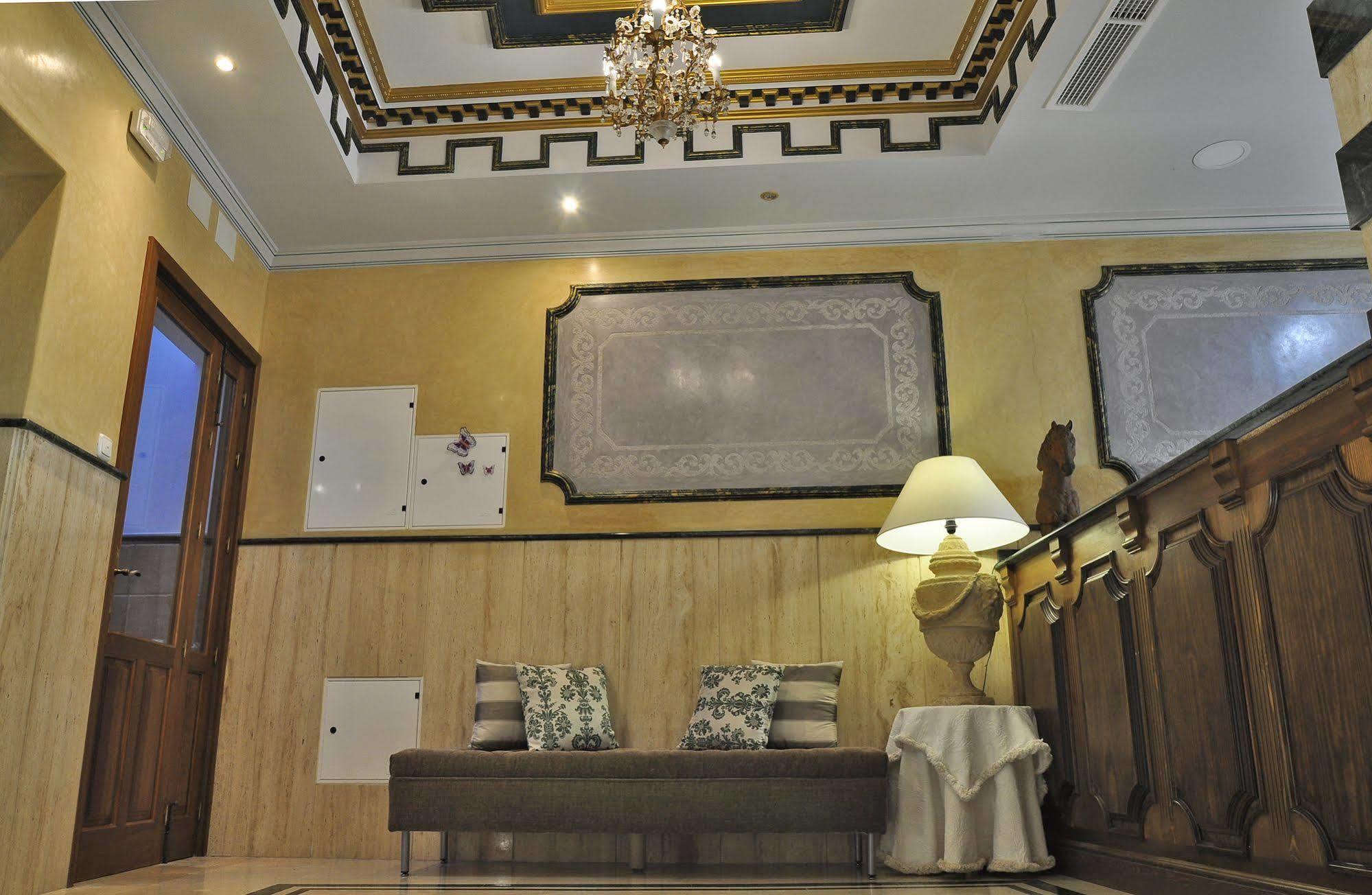 Hotel & Spa Plaza 아리아테 외부 사진