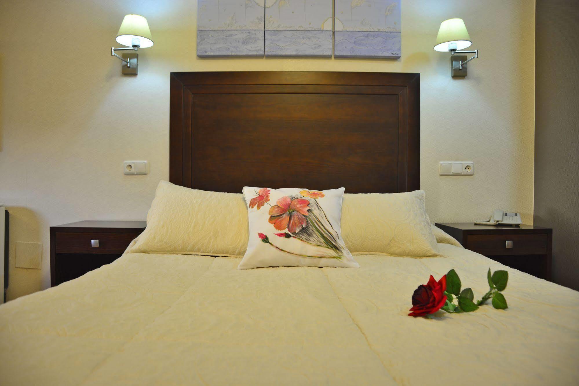 Hotel & Spa Plaza 아리아테 외부 사진